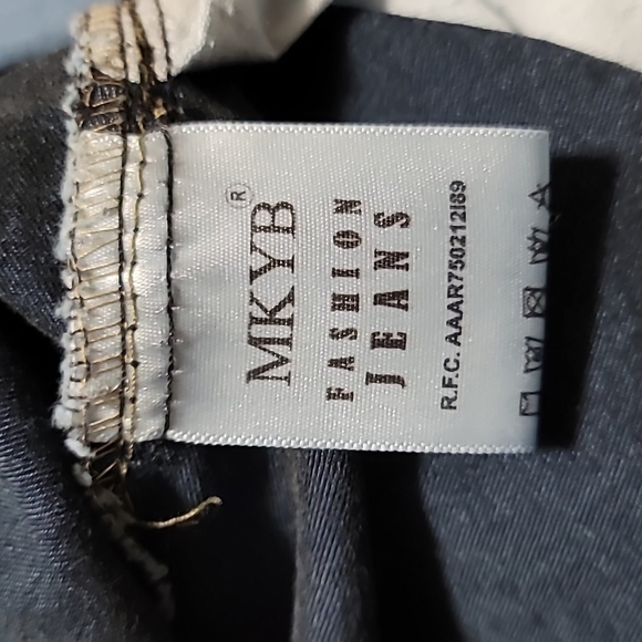 MKYB premium Jeans jeweled ankles size 9 Excellent preworn Condition women's - Picture 7 of 9